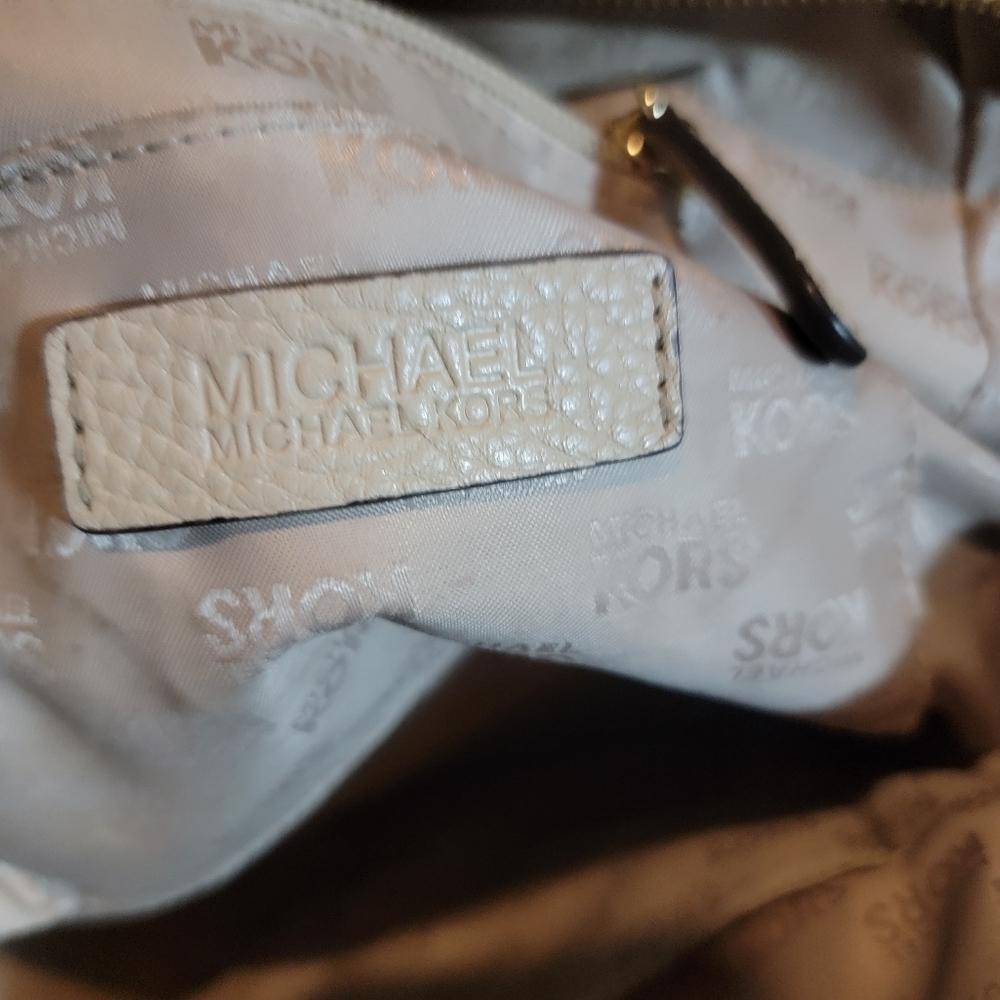 Pre-owned leather Michael Kors two handle beidge/cream satchel - Picture 4 of 16